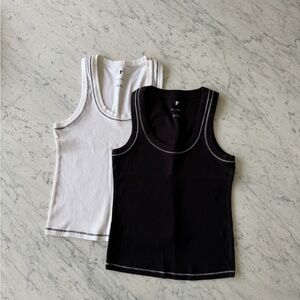 The Sunny Scoop-Neck Tank Top by Pilcro - Black & White Bundle - Size SMALL